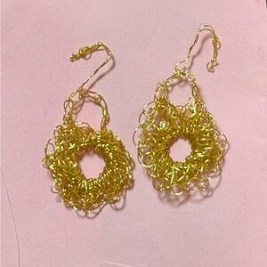 Elegant Gold Wire Earrings